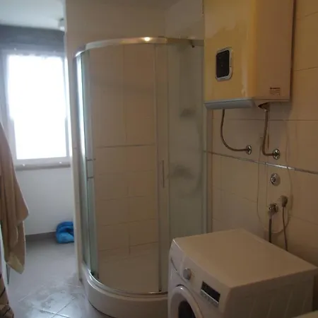 Rooms Port-2